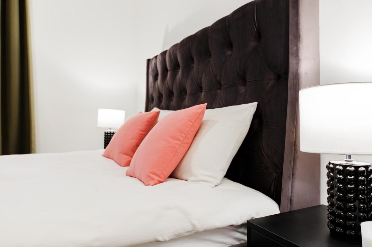 Rigaapartment Elizabetes 22 Self-Service Aparthotel ภายนอก รูปภาพ